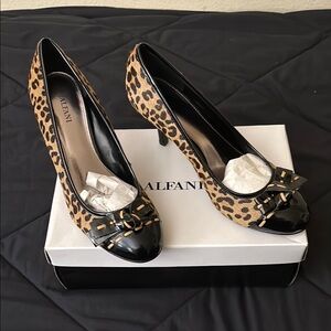 Alfani Tan and Black Heels with Elegant Design